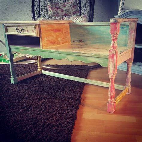 Each piece of furniture in our collection is handmade by quality craftsmen and features a slipcover in your choice of fabric. Telefonbank Bank Shabby chic Vintage Landhaus ...