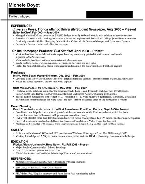 Looking for lecturer resume samples? 7 MISTAKES THAT DOOM A COLLEGE JOURNALIST'S RESUME | Writing a cover letter, Teacher resume ...