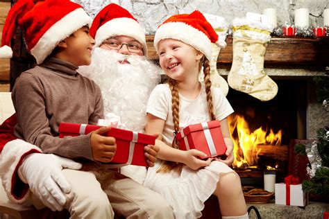 Where To Get A Photo With Santa In Nova This Holiday Season