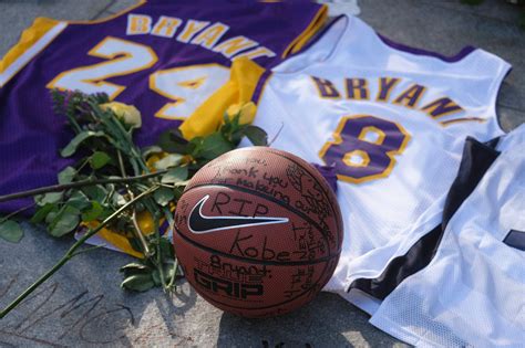 Autopsy: Pilot in Kobe Bryant crash had no alcohol, drugs