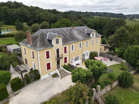 Relaxing holiday accommodation in the dordogne with stunning pool