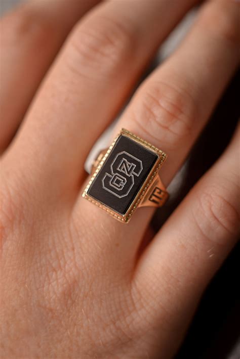 Class Ring With Incised Onyx Stone By Balfour Available To Alumni And