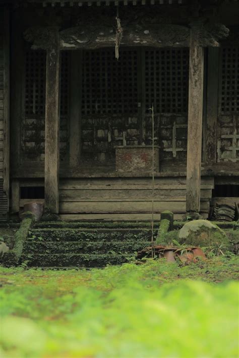 廃神社その2 By Susabito （id：5818758） 写真共有サイトphotohito 廃村 神社 廃墟 画像
