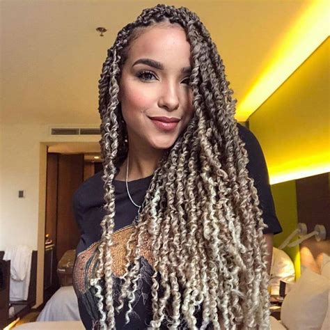 27 Beautiful Passion Twists And Spring Twists Hairstyles To Obsess Over