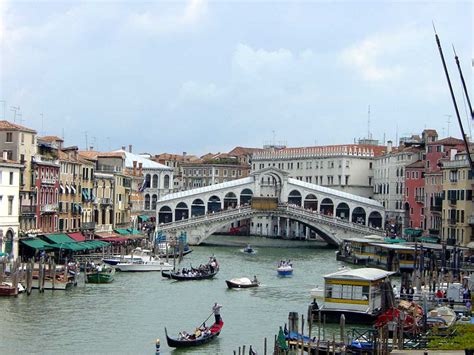 Ponte Di Rialto Venices Iconic Bridge Of Grandeur Venicexplorer