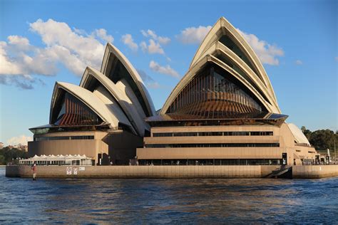 Sydney Opera House By Jørn Utzon Sydney Opera House Opera House