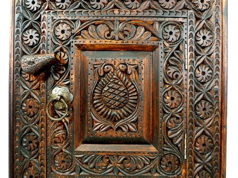The governor of #nuristan has announced that the entire eastern province, which has dense forests and. Tisch Nuristan : antique-look orient colonial solid wood ...