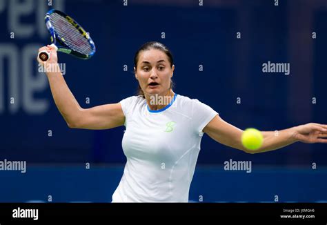 Monica Niculescu Hi Res Stock Photography And Images Alamy