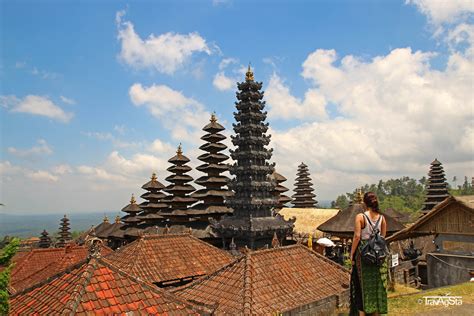 Pura Besakih Bali Indonesia Travagsta