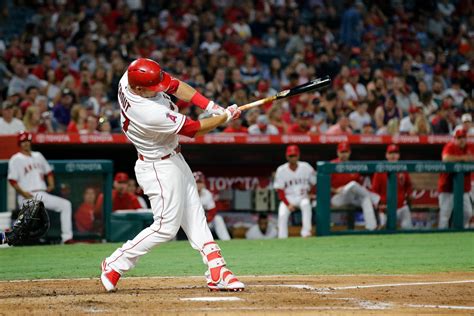 Mike Trout Gets 1000th Hit Also Homers On 26th Birthday Kbak