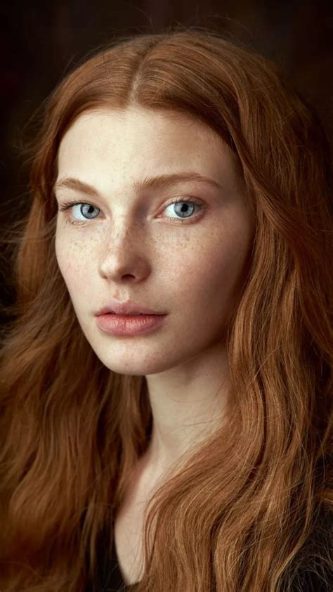 Pin By Gwen Beasley On Redheadsz Portrait Ginger Models Woman Face