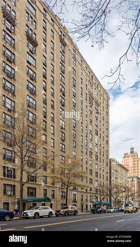 Emery Roth Dise La Calle E Th Street En El Upper East Side De Manhattan El Edificio De