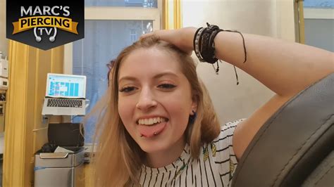 Piercing fails zungenpiercing total verstochen kann man es neu stechen? UNGLAUBLICH: Zungenacrobat trotz frischem Snake Eyes ...