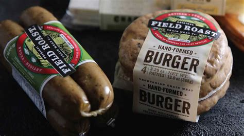 Tofurky is a line of vegan meat substitutes made by turtle island foods. What Really Happens When Meat Companies Buy Up Vegan ...