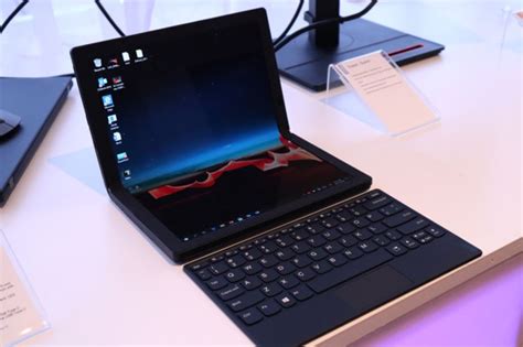 Lenovo Thinkpad X1 Fold Il Pieghevole Sarà Lanciato A Maggio Foto E