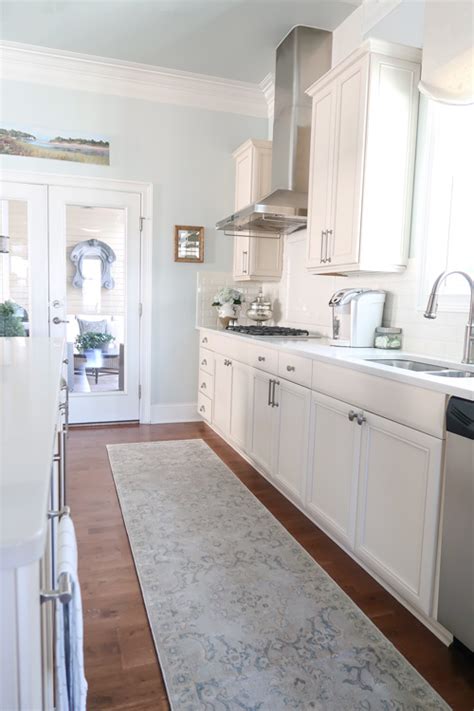 The amount of space between your drawer box and the cabinet opening will affect your decision. The Right Length Cabinet Pulls for Doors and Drawers ...