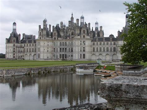 My Love Of Castles And Forts Castle Italian Castle Loire Valley