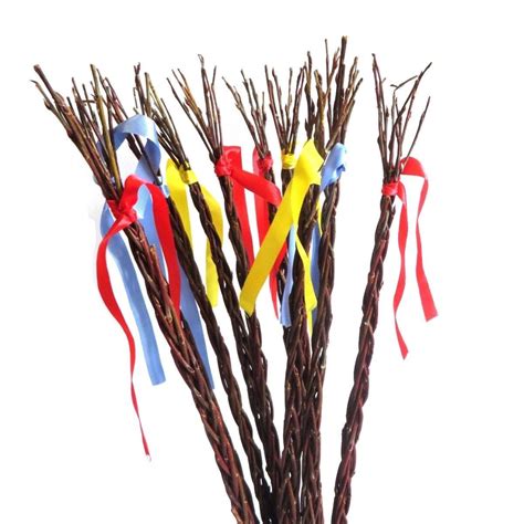 Velikonoční pondělí a jeho tradice: Pomlázka velikonoční 60cm - vrbová - SVAZEK 25ks | SPRING TIME s.r.o.