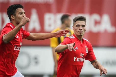 Nuno santos ретвитнул(а) inetum portugal. Nuno Santos z Benfiki Lizbona przyleci do Polski ...