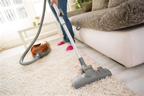 8 Cleaning Tools Professional Cleaners Love To Use And Swear By