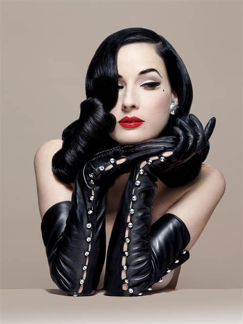 Born in rochester, michigan, in 1972, she started finding success as a model in the late '90s due to her unique, vintage look. How Dita Von Teese's O.C. past paved the way for her ...