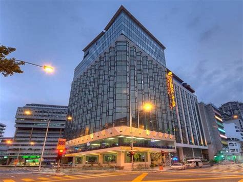 At the core of kuala lumpur's shopping and entertainment district lies travelodge bukit bintang. 10 Rekomendasi Hotel Di Bukit Bintang Kuala Lumpur