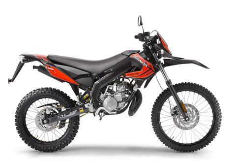 Derbi zostało prawie całkowicie odblokowane oprócz cdi. Derbi Senda DRD X-Treme 50 R Bilder und technische Daten