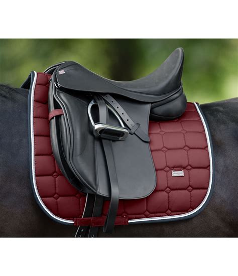 Saddle Pad Essential Saddle Pads And Numnahs Kramer Equestrian