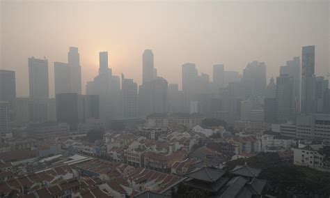 The air pollution in indonesia is so bad that people are suffering in many ways. Smog in Southeast Asia: Tourists warned as plantation ...