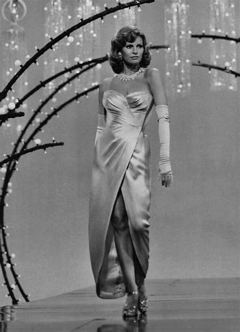 Raquel Welch In Her Tv Special Really Raquel 1974 Raquel Welch