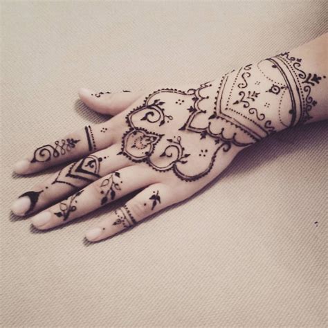 Henna Ideas From Instagram Popsugar Beauty