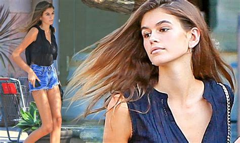 Kaia Gerber Enjoys A Spot Of Retail Therapy In Los Angeles