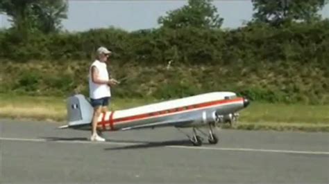Giant Rc Plane Douglas Dc3 C47 Youtube
