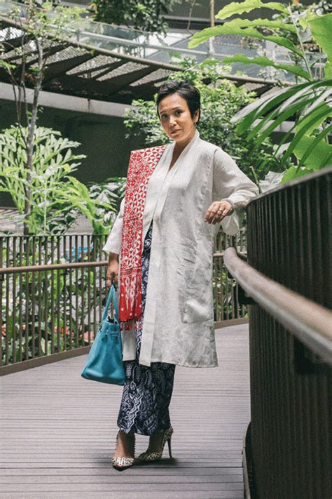 5 Kebaya Makers And Entrepreneurs In Singapore On The Traditional Dress And Its Place In Modern