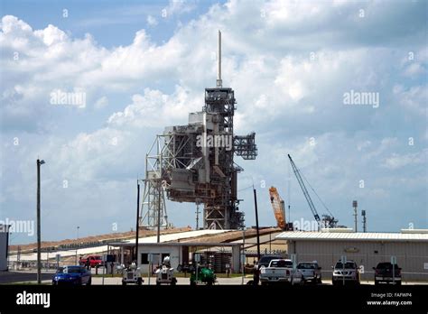 Nasa Kennedy Space Center Launch Complex 39 Stock Photo Alamy