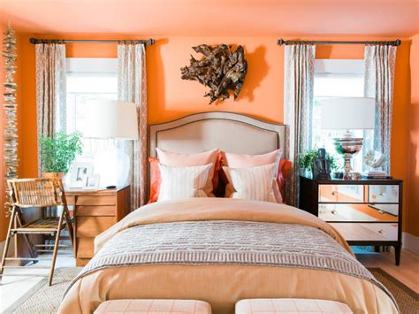 The more you pay attention to colors, the more they will reveal to you how they work. HGTV Dream Home 2016: Guest Bedroom | HGTV Dream Home 2016 ...