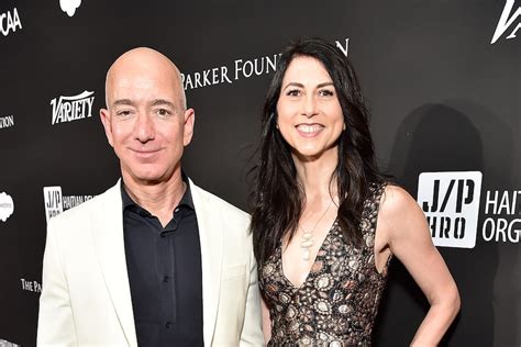 Jeff Bezos Ex Mackenzie Scott Files For Divorce From Dan Jewett