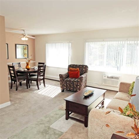 Being of the residents of glen ellyn, and educate and advocate for responsible appliance repair; Arbors of Glen Ellyn - Luxury Apartments in Glen Ellyn