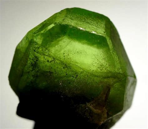 Olivine Mineral Physical Optical Properties Uses Occurrence