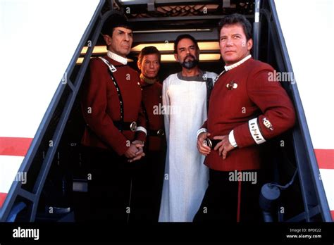 Leonard Nimoy Deforest Kelley Laurence Luckinbill William Shatner Star Trek V The Final