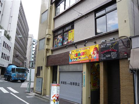 Japan Arcades And Gaming Super Potato Tv Game Store Ikebukuro