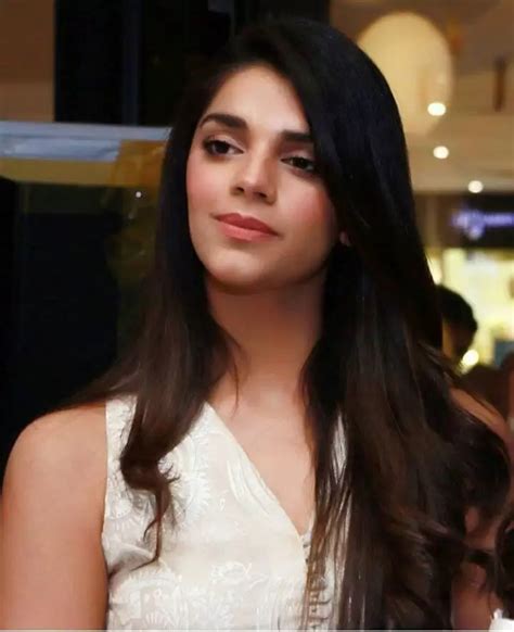 Top 15 Beautiful Pakistani Actresses Right Now Wiselancer Pakistani