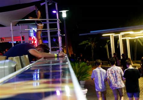 Ibiza And Magaluf Introduce New Laws Banning Pub Crawls And Happy Hours Ladbible
