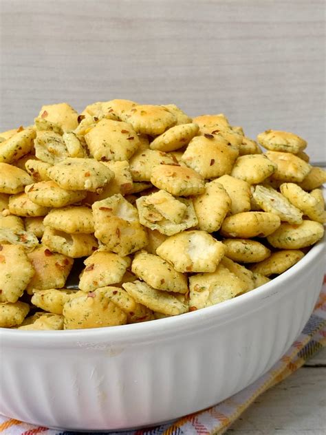 Crunchy Spicy Oyster Crackers Recipe No Bake