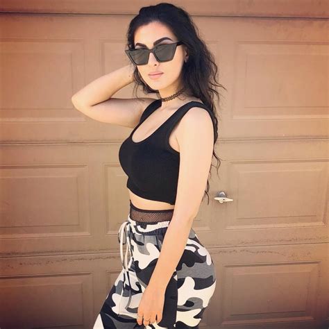 Beautiful Youtuber Sssniperwolf How Does She Look In Real Life