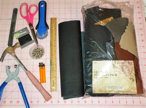These are all undated for easy printing and to use whenever! Finding Wende: DIY Midori Style Travelers Notebook Tutorial How to Fauxdori