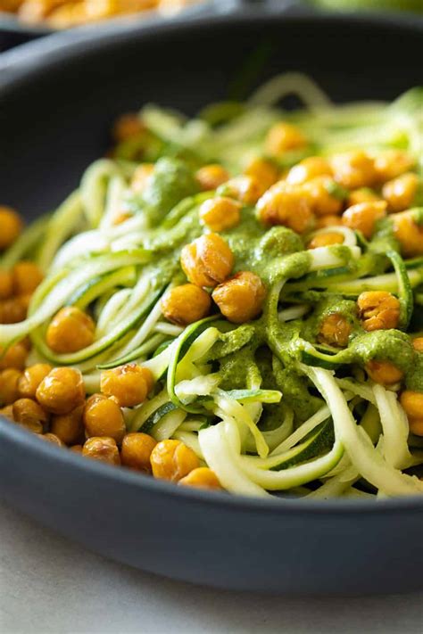 Before you can turn your squash into a beautiful vegetable noodle, you'll first have to prepare it: Easy Zucchini Noodle Recipe - Green Healthy Cooking