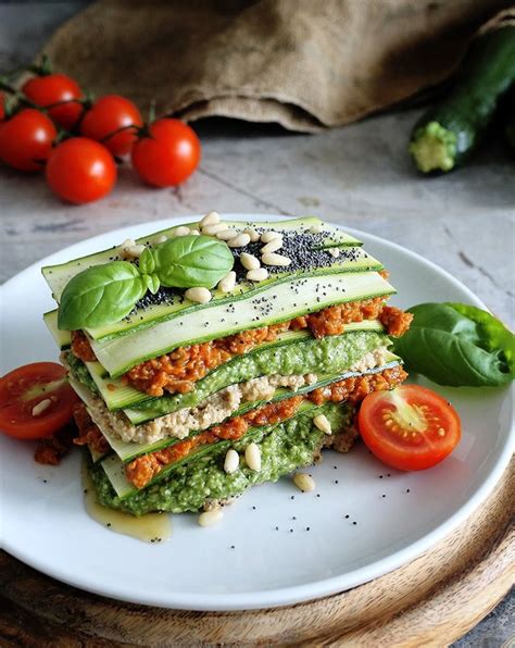 23 Raw Vegan Recipes That Are Healthy And Tasty Brit Co Brit Co