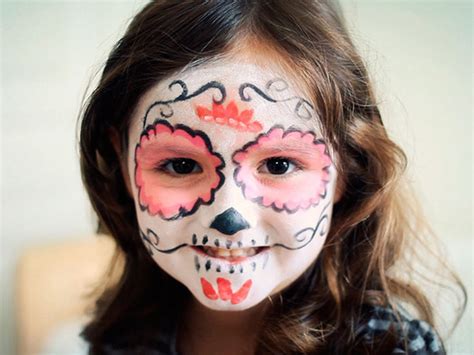 Como pintarse la cara para halloween. Maquillaje de Halloween: calaveras mexicanas