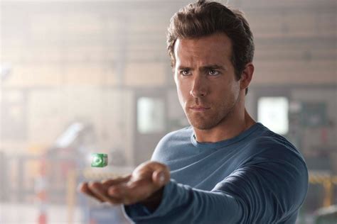 Ryan Reynolds As Hal Jordan The Green Lantern Green Lantern Ryan